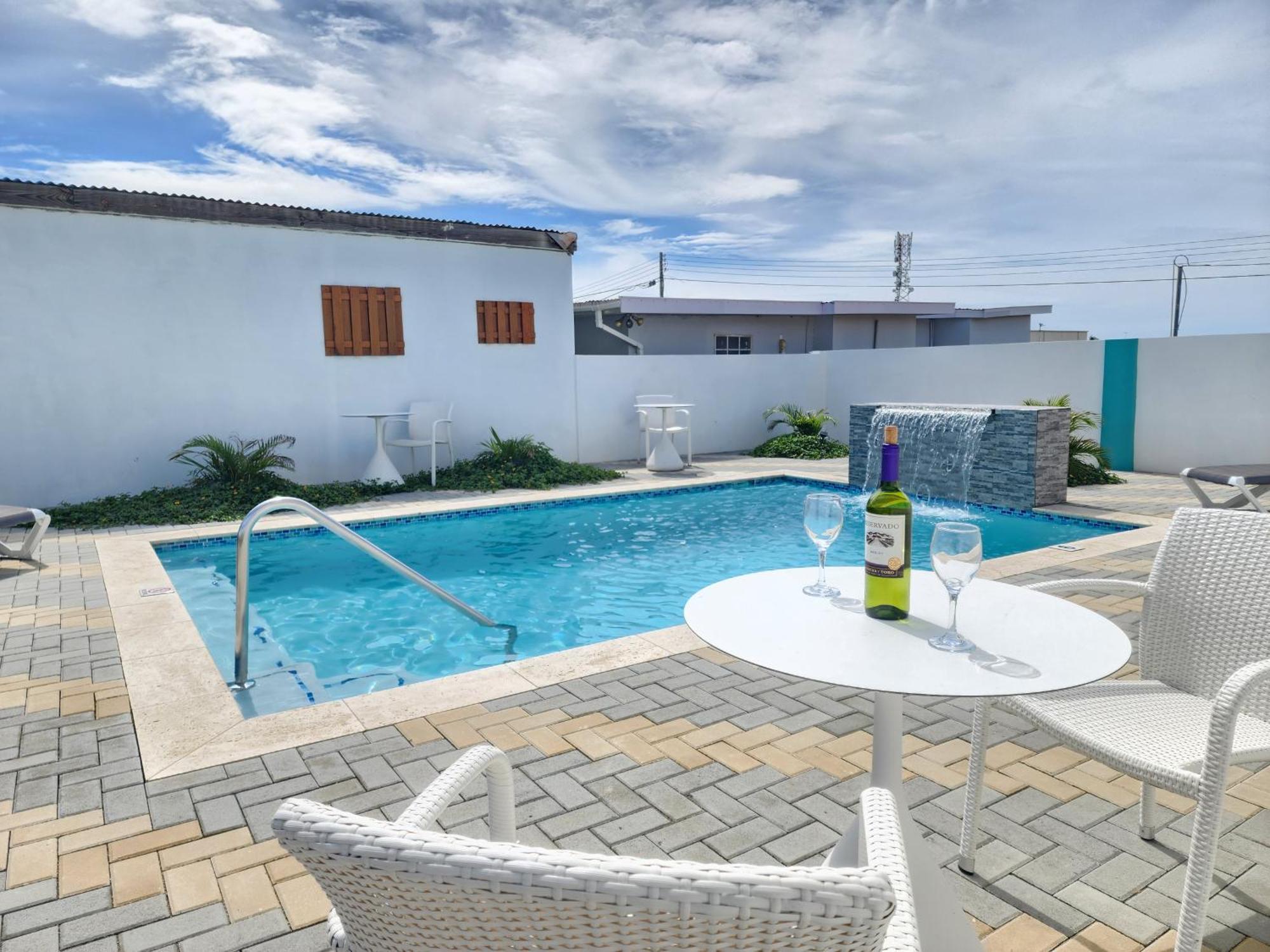Ocean Breeze Apartments In Aruba 奥拉涅斯塔德 外观 照片